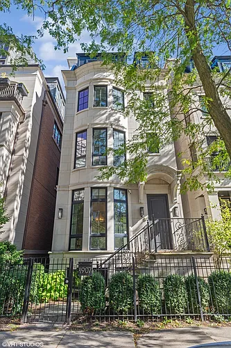 1907 N Lincoln Park W Photo 1 1907 N Lincoln Park W Photo 1