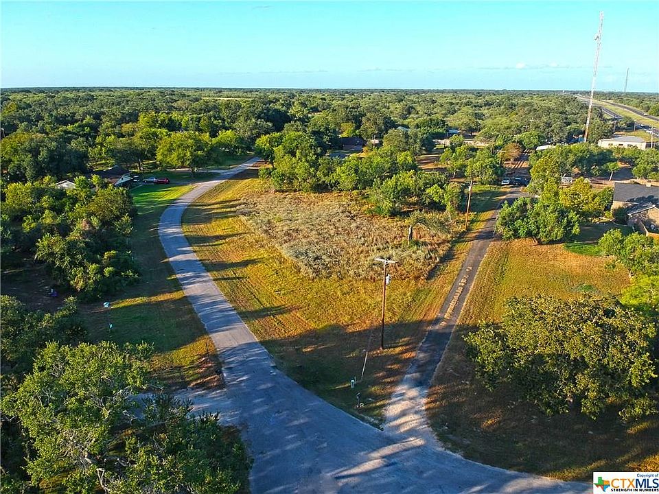2nd image of 107 Camino Dr