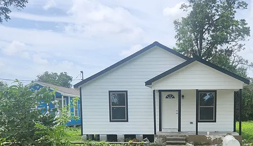 3118 Memel St Photo 1