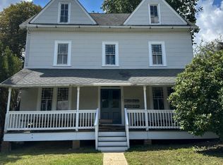 22 Lloyd Ave APT C, Malvern, PA 19355