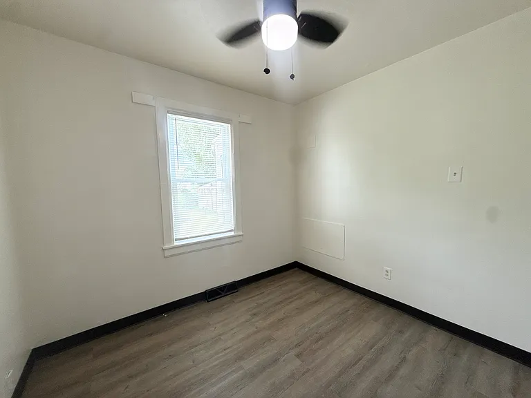 3011 Petroleum St — Photo 9