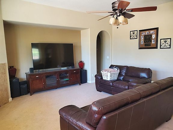 4th image of 21419 W Brittle Bush Ln
