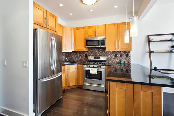 Rented by Bold New York | media 11