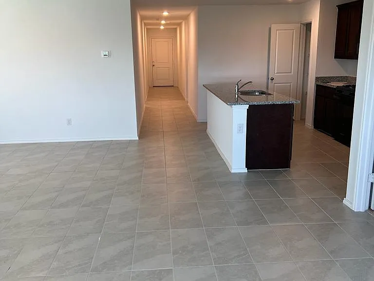 925 Sourgum St — Photo 16
