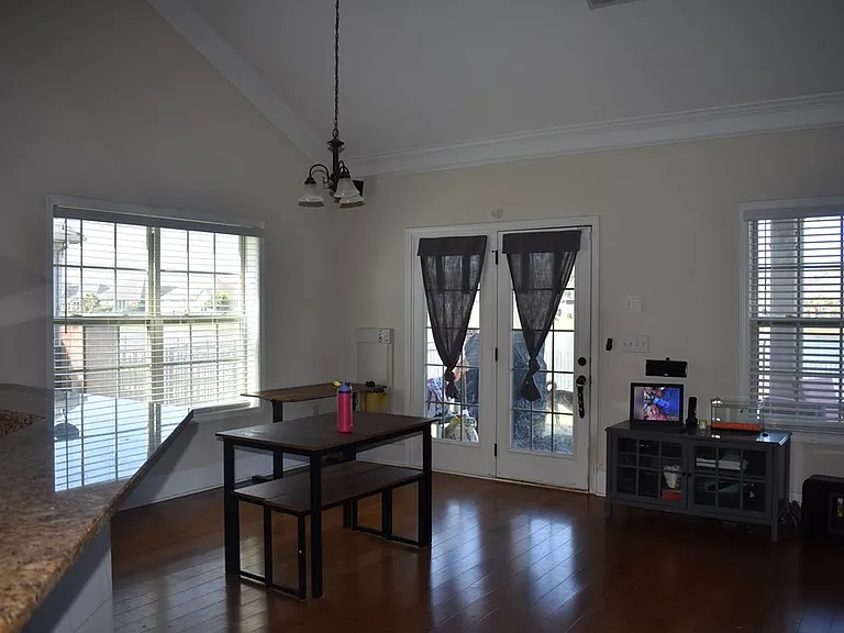 2190 Harborview Dr — Photo 20