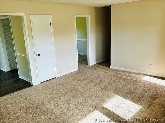 3rd image of 6516 Bonnie Bell Ln