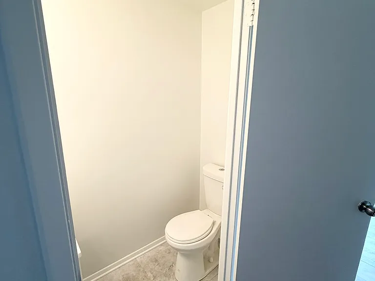 7038 Knighthood Ln — Photo 11