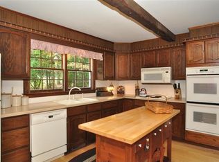 6106 Cherry Tree Ln, Charlotte, NC 28270