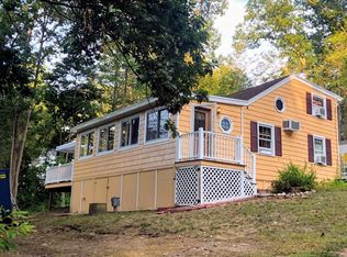 17 4th St, Amesbury, MA 01913
