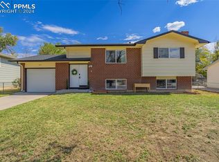 6877 Metropolitan St, Colorado Springs, CO 80911