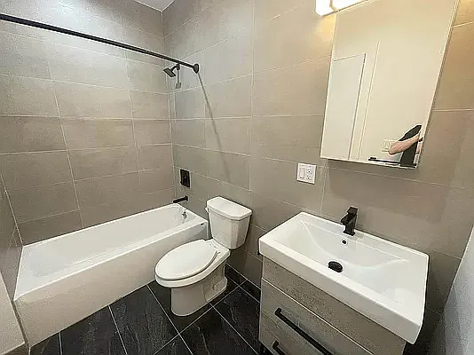 363 Neptune Ave #2C — Photo 5