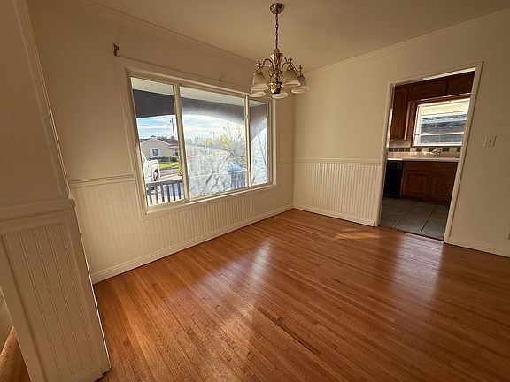 Living Room - Dining Area