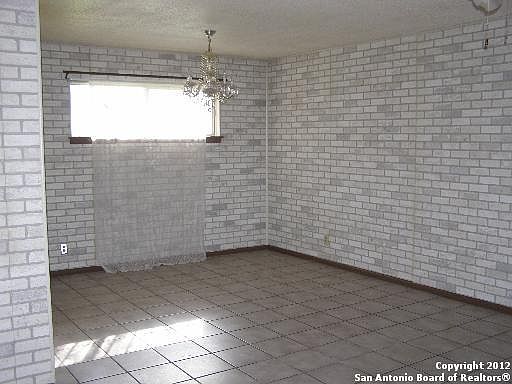 3rd image of 7802 QUIRT DR