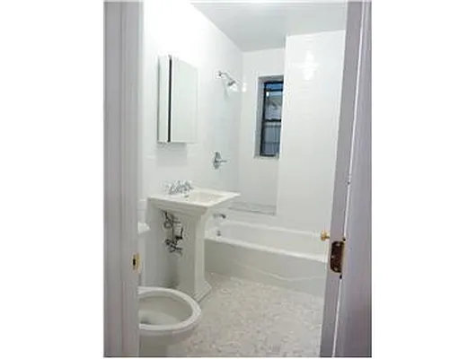 Rented by Douglas Elliman | media 40