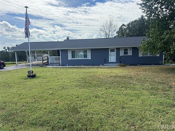 5th image of 621 College Heights Rd