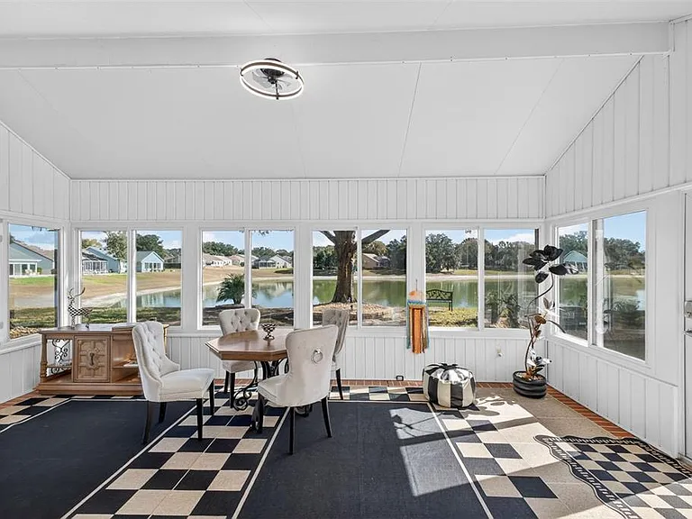 411 Del Mar Dr — Photo 22