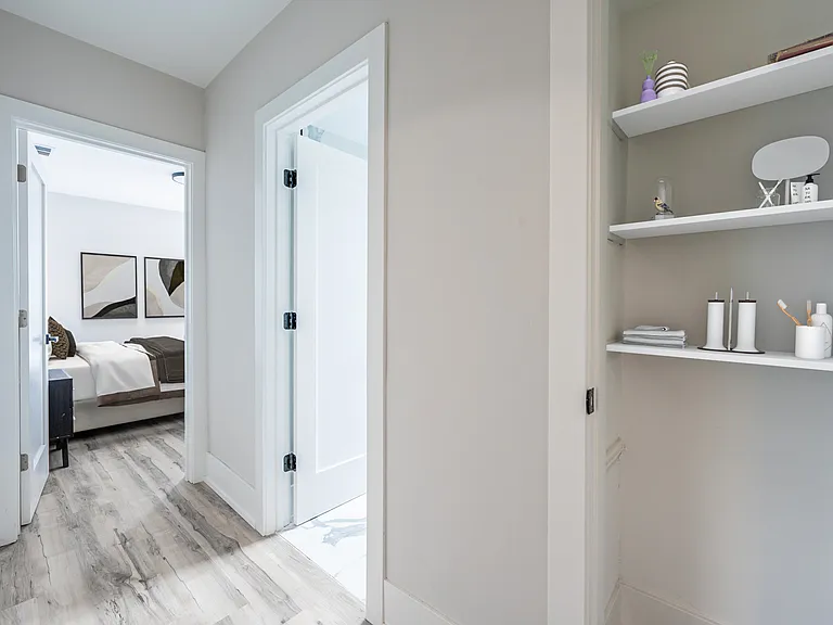 4815 N Hamlin Ave #2 — Photo 10