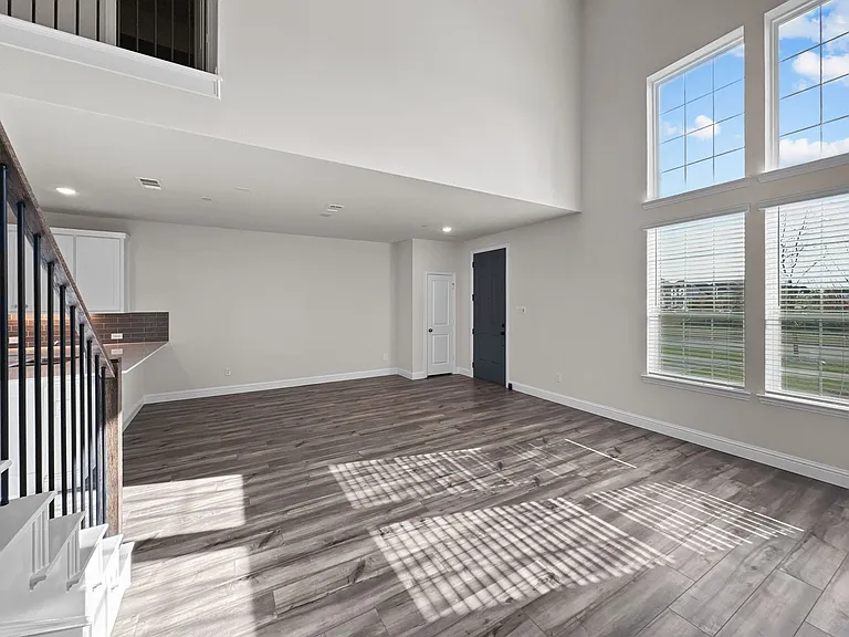 8876 Samara St — Photo 11