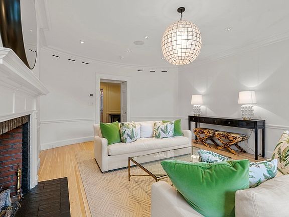 3rd image of 62 Beacon St #3