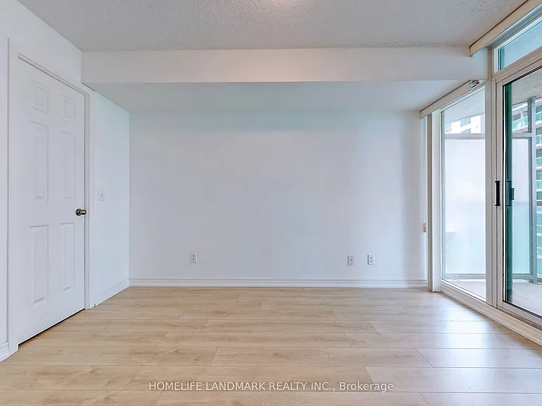 30 Grand Trunk Cres #901 — Photo 19