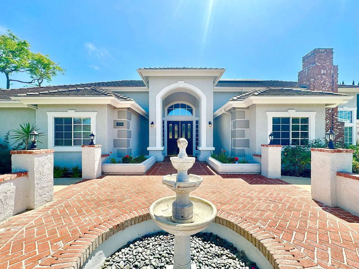 Stunning Single-Story Estate Home on Gated and Private Country Property with Pool and Spa! — Photo 1