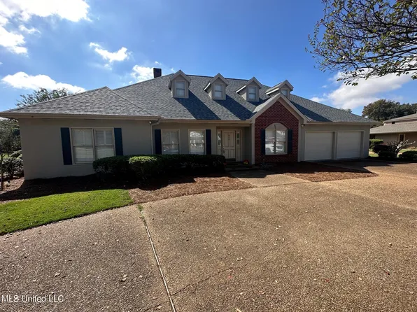 566 Hillcrest Cir, Cleveland, MS 38732
