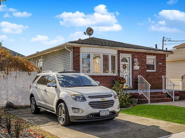 206 Benton Avenue image 2 of 30