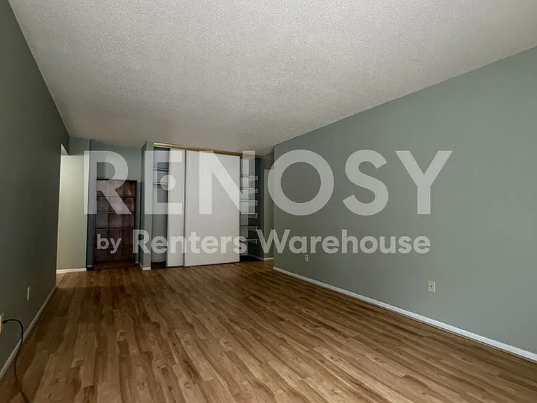 4648 Cedar Lake Rd S #1 — Photo 19