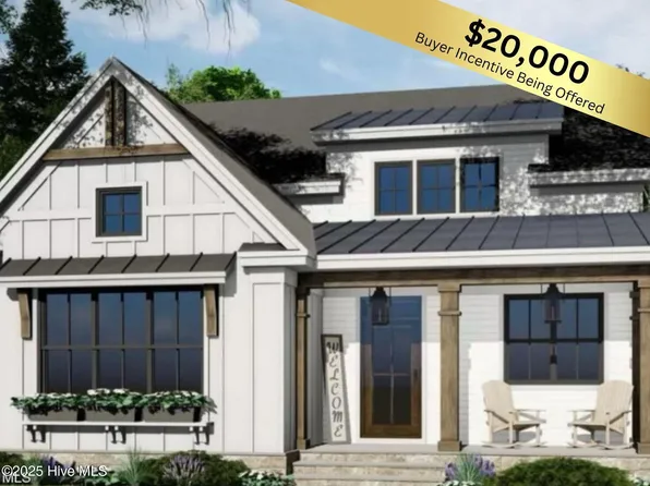 52 Cardinal Drive, Whispering Pines, NC 28327