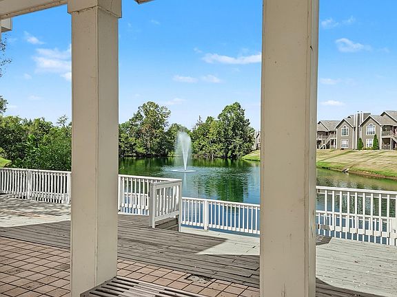 3rd image of 186 Waters Edge Ln #186