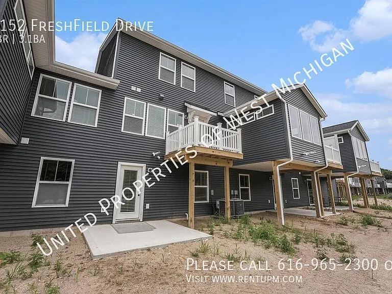 1152 Freshfield Dr — Photo 16
