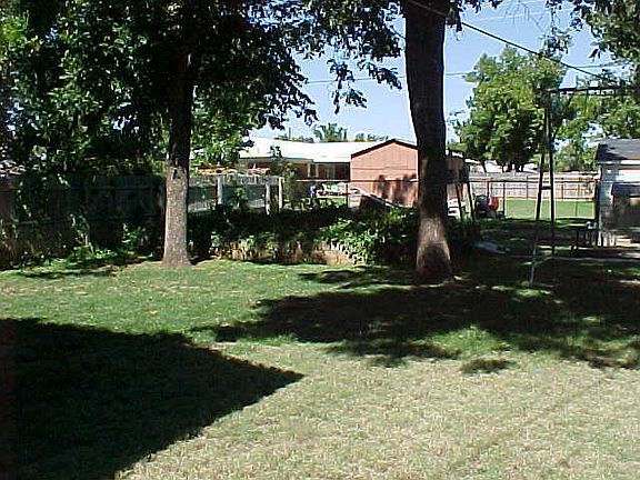 5th image of 1008 Avenue H NW