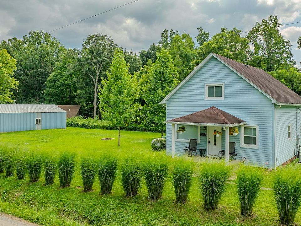 1st image of 10672 Sand Ridge Rd