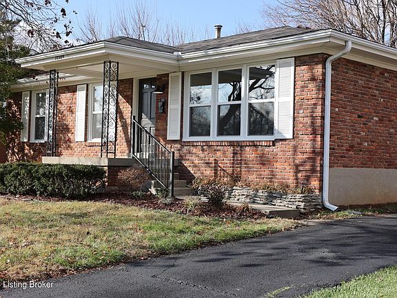 3rd image of 12209 Ridge Crest Dr