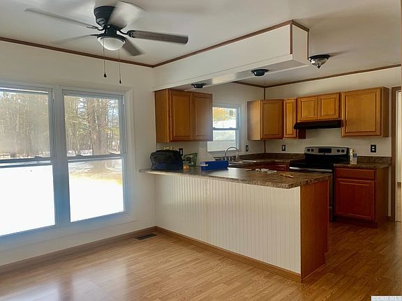 5th image of 22 Elm Lane Ext