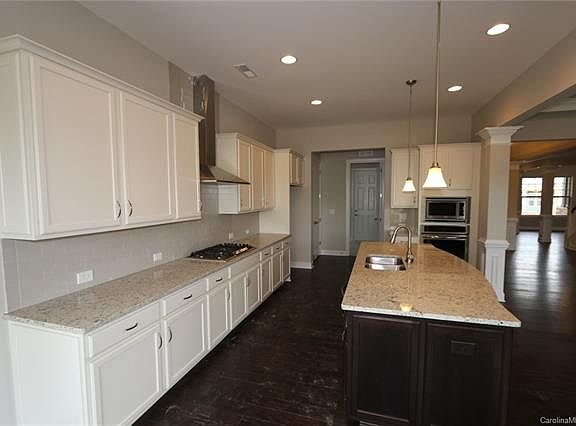 5th image of 2008 Tailwood Dr