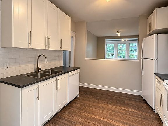 3rd image of 21 Gage Ave S #2