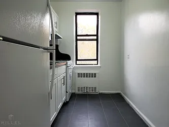 Rented by Hillel Realty Group