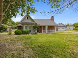 120 Mabry Ln, Red Oak, TX 75154