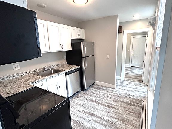 3rd image of 207 N Townsend St APT 5
