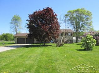 4685 E River Rd, Freeland, MI 48623