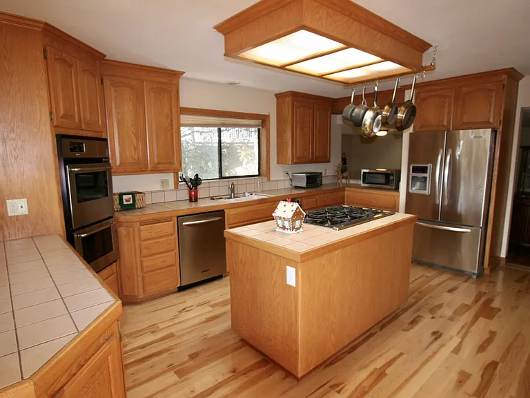 1273 Yosemite Dr — Photo 31