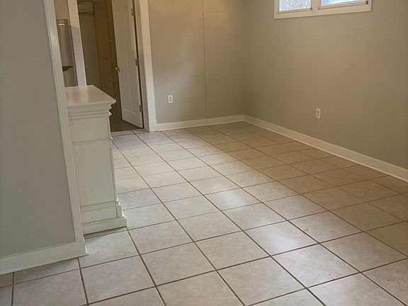 3rd image of 3 E Waneta St #A