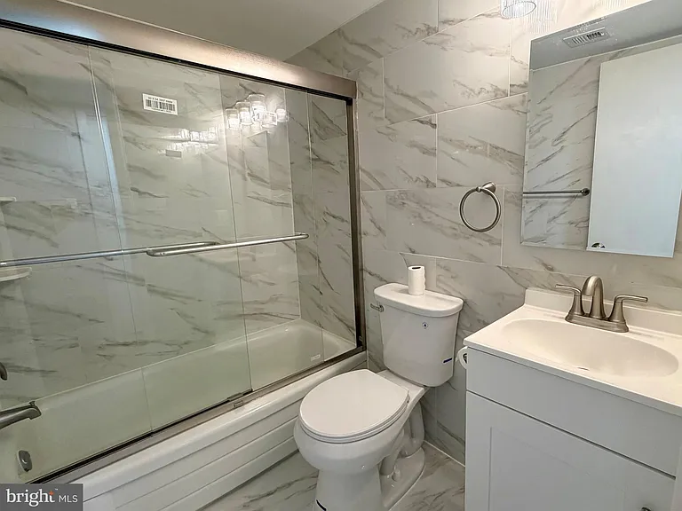 4933 Americana Dr #205 — Photo 10