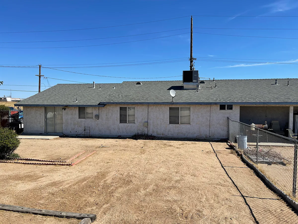 Building Photo - 9020 I Ave #D