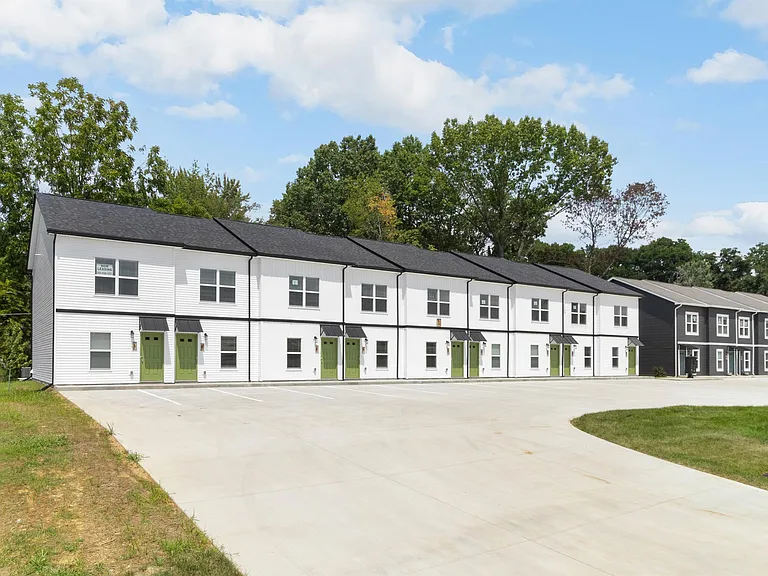 215 Notgrass Rd #D-1 — Photo 9