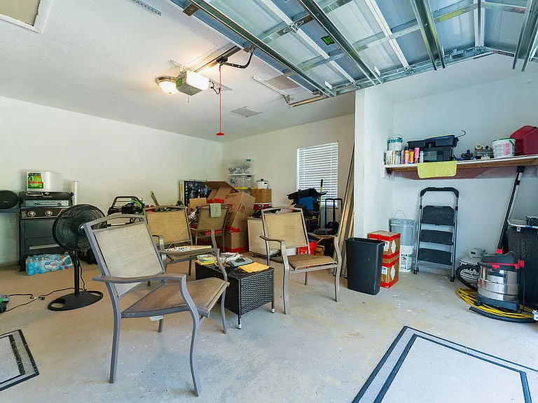 1242 SW Parma Ave — Photo 53