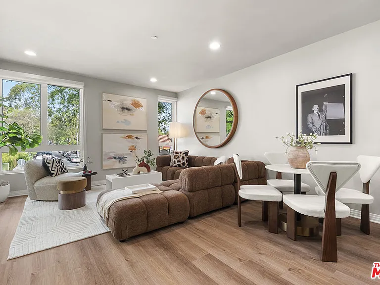 7428 Santa Monica Blvd #202 — Photo 6