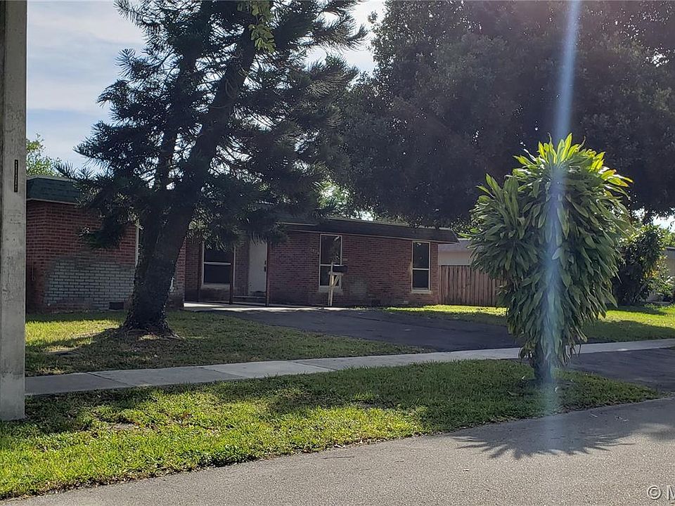 1st image of 7904 NW 73rd Ave