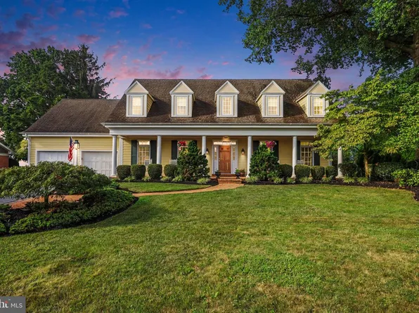 36 Brusen Dr, Lititz, PA 17543